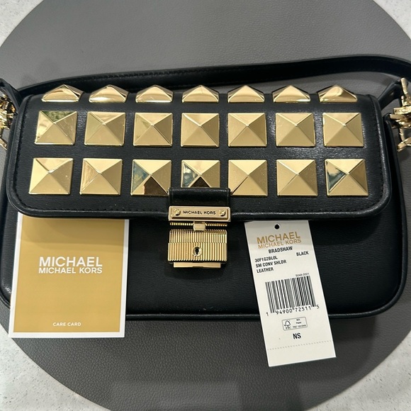 Brand new !! - Picture 2 of 6